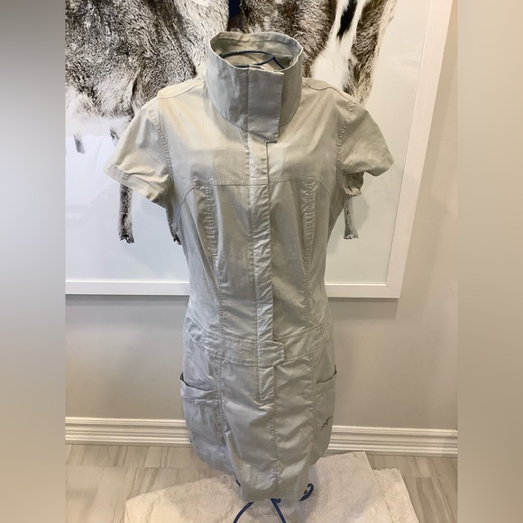 Arc’teryx Blasa dress size 4 - Picture 2 of 5